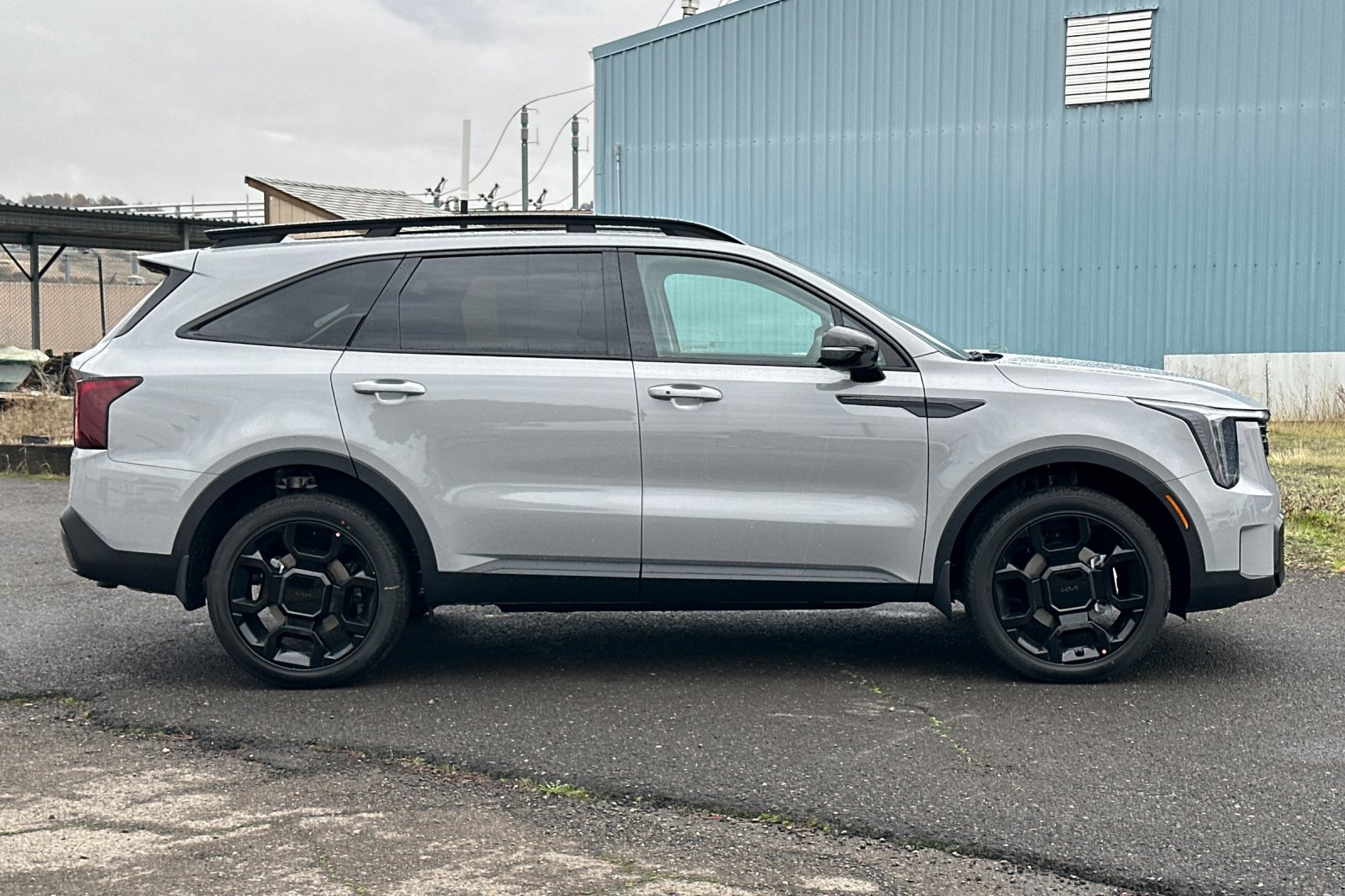 New 2026 Kia Sorento X-Line EX image 3
