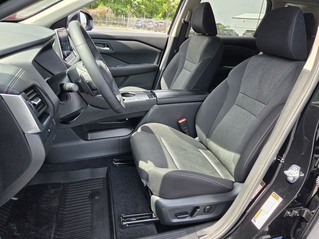 Used 2026 Nissan Rogue SV FWD image 9