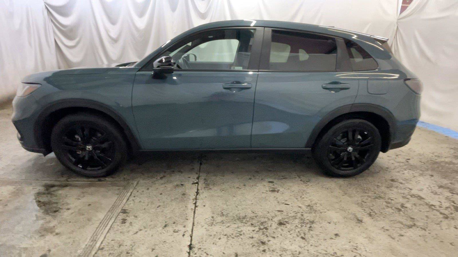 Used 2026 Honda HR-V Sport image 14