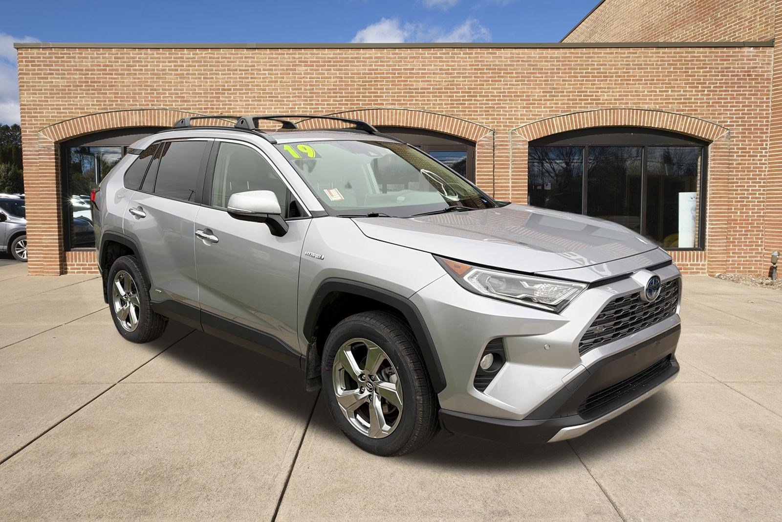 Used 2019 Toyota RAV4 Limited w/ Carpet Mat Package