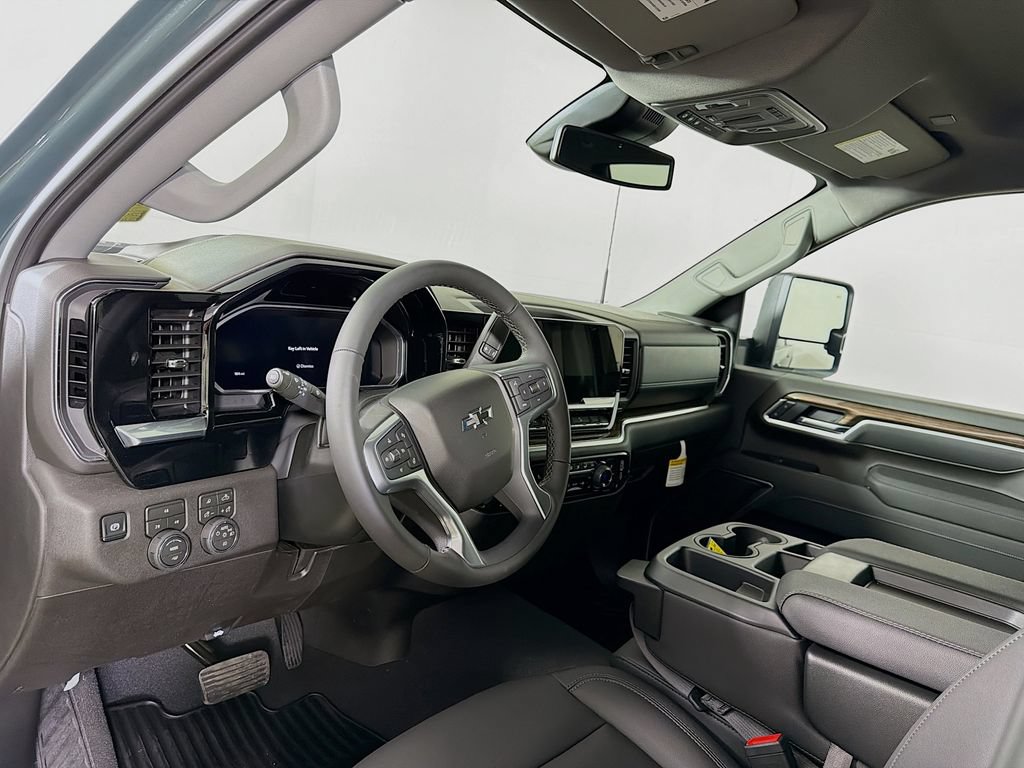 New 2026 Chevrolet Silverado 3500 LT w/ Trail Boss Package AWD/4WD image 9