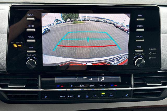 Certified 2023 Toyota Sienna XLE image 25