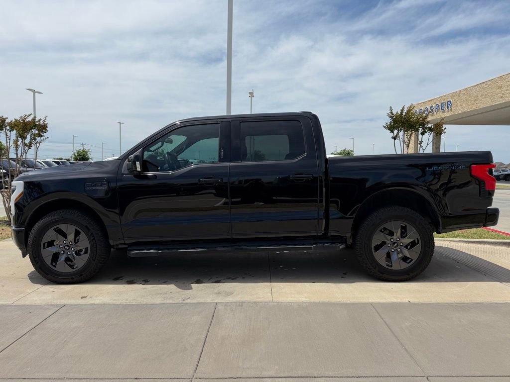 Used 2023 Ford F150 Lightning Lariat w/ Max Trailer Tow Package image 12