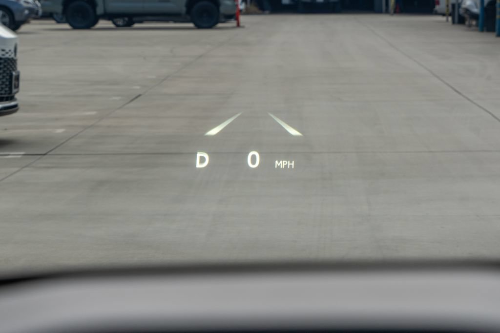 New 2026 Lexus ES 350e FWD image 23