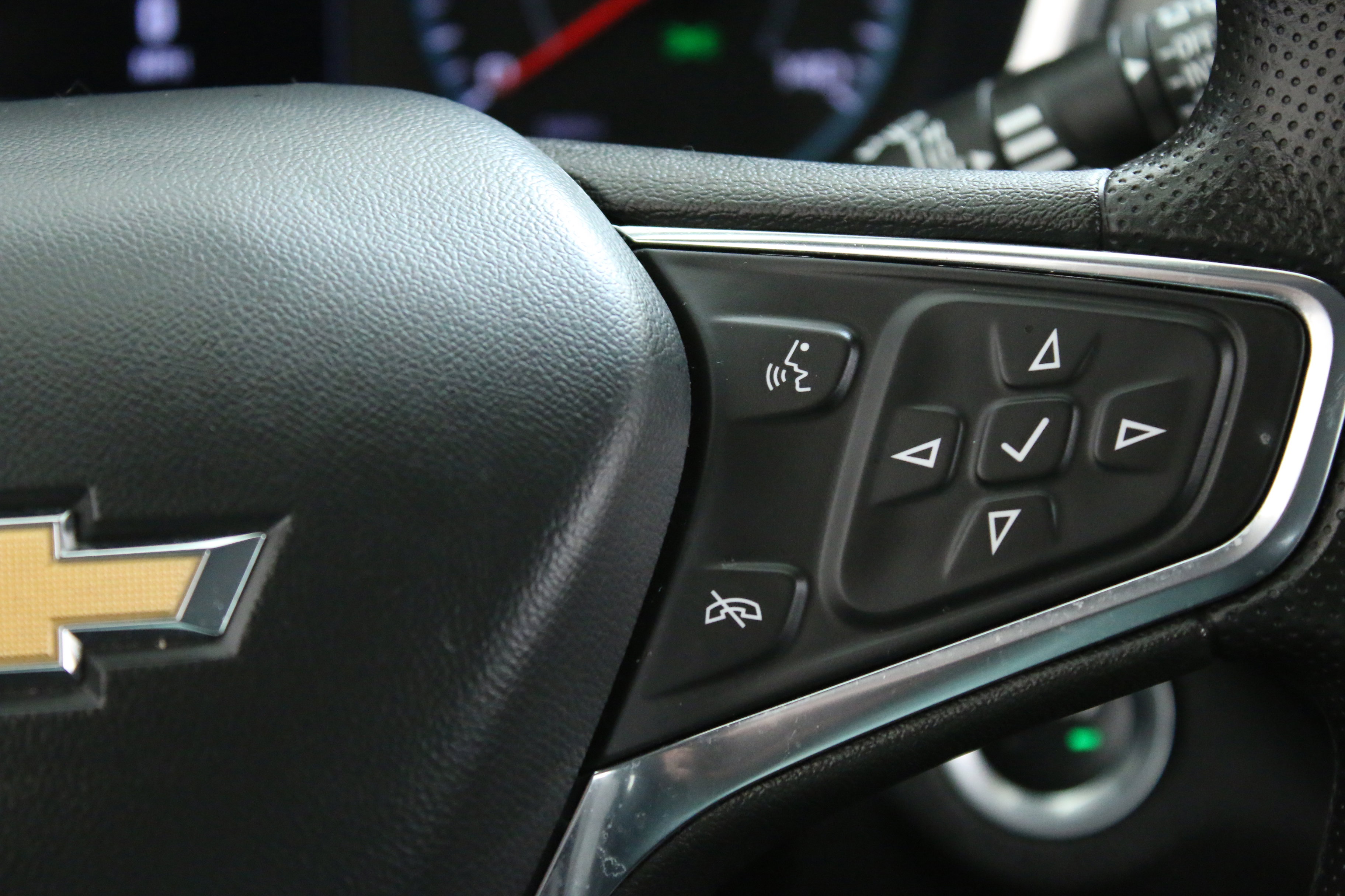 Used 2023 Chevrolet Equinox LS FWD image 14