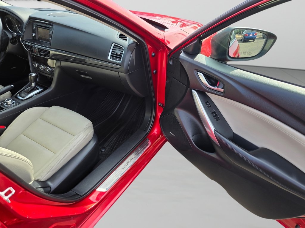 Used 2015 MAZDA MAZDA6 Touring w/ Touring Technology Package FWD image 29