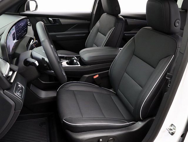 New 2026 Buick Enclave Preferred w/ LPO, Floor Liner Package image 9