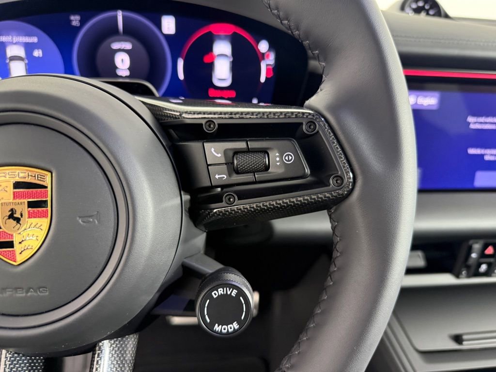 New 2026 Porsche Macan GTS Electric image 30