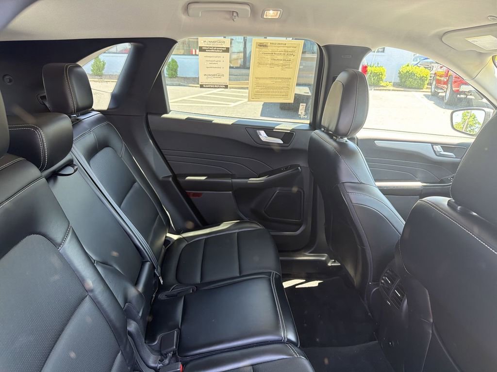 Used 2025 Ford Escape Platinum AWD/4WD image 14