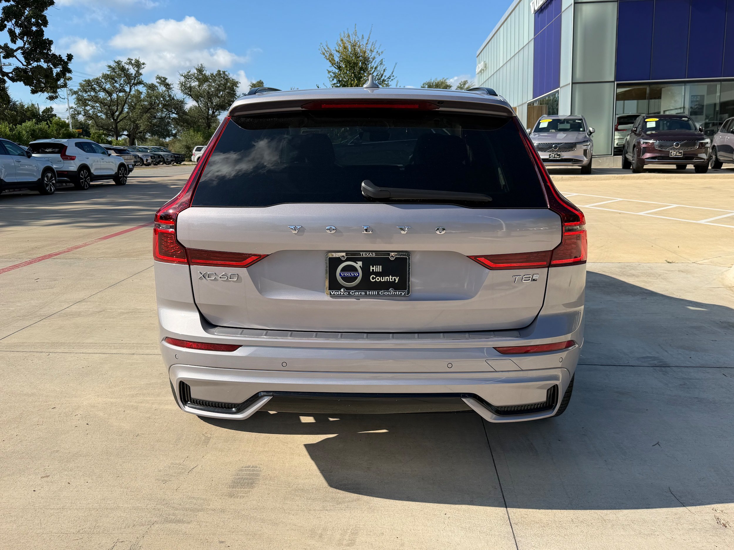 New 2026 Volvo XC60 T8 Ultra w/ Protection Package Premier AWD/4WD image 5