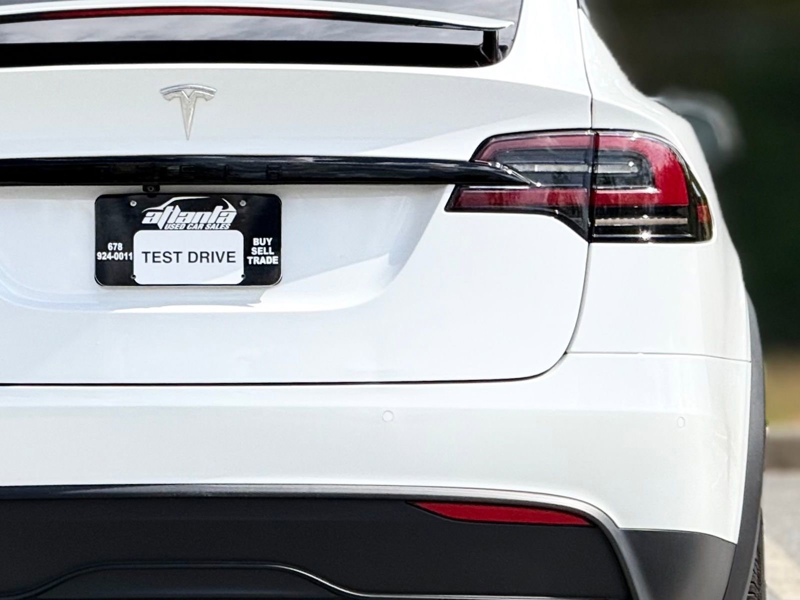 Used 2022 Tesla Model X image 17