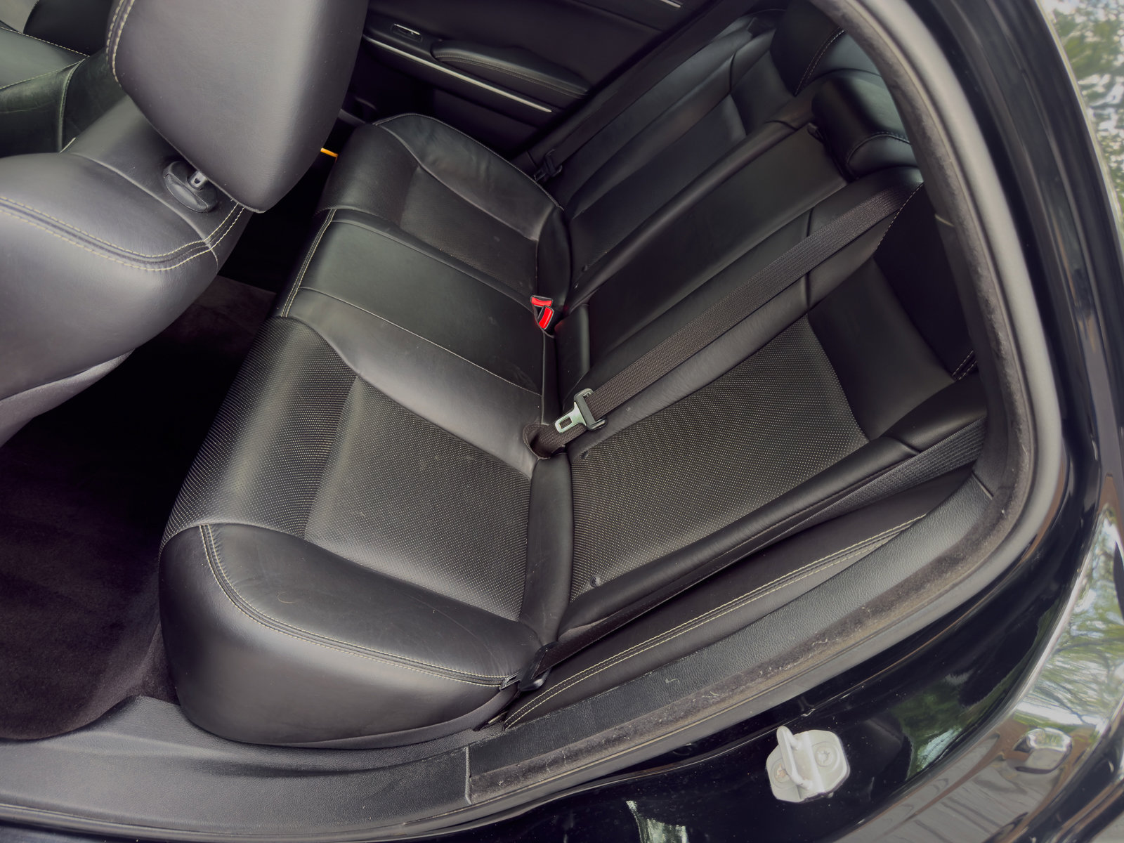 Used 2019 Chrysler 300 S w/ 300S Premium Group 2 RWD image 15