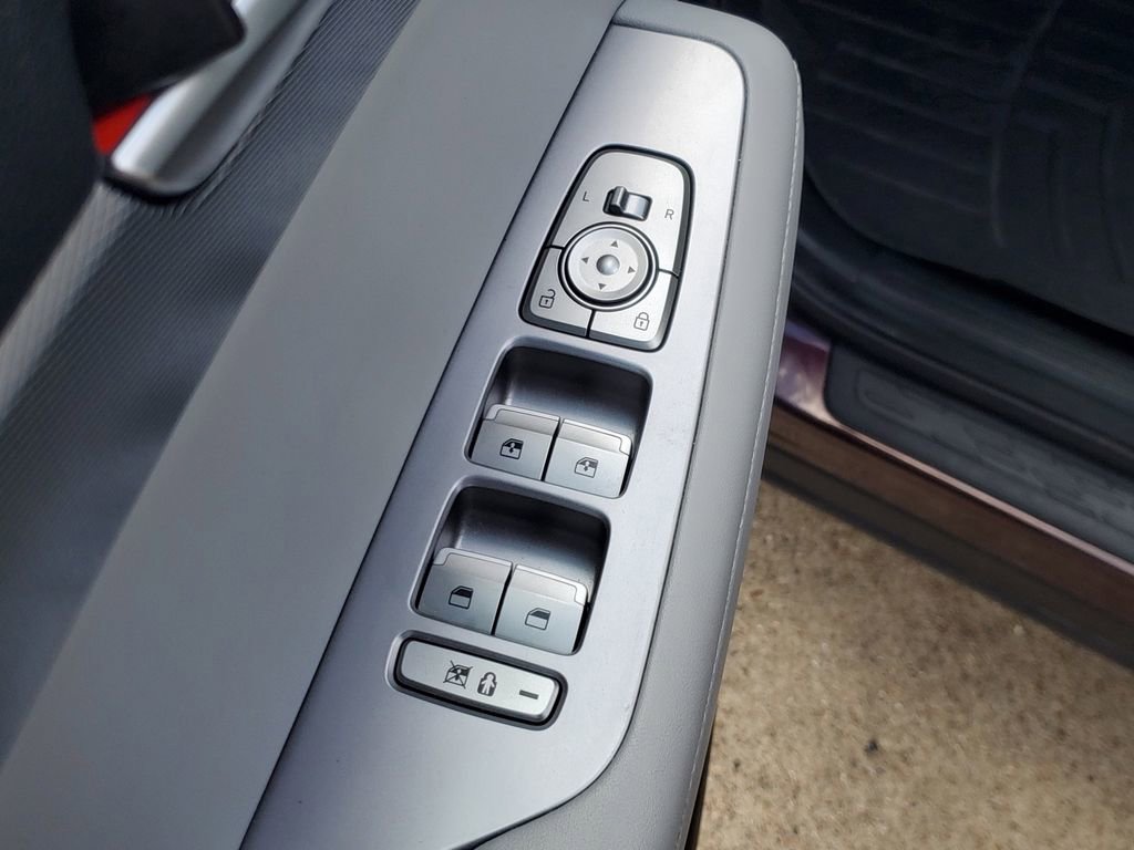 Used 2021 Hyundai Palisade SEL w/ Premium Package FWD image 18