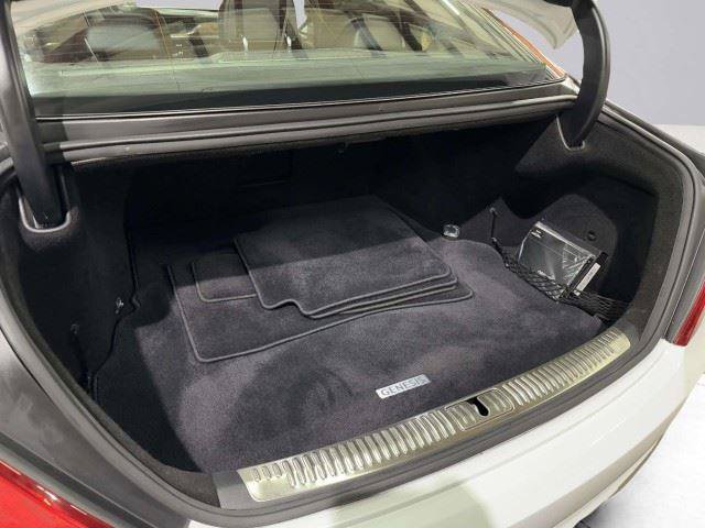 Used 2019 Genesis G90 5.0 Ultimate RWD image 49