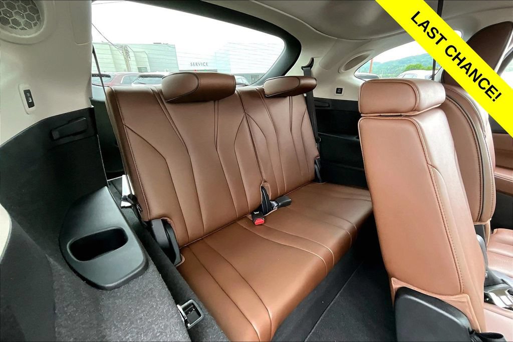 Used 2024 Acura MDX w/ Advance Package AWD/4WD image 27