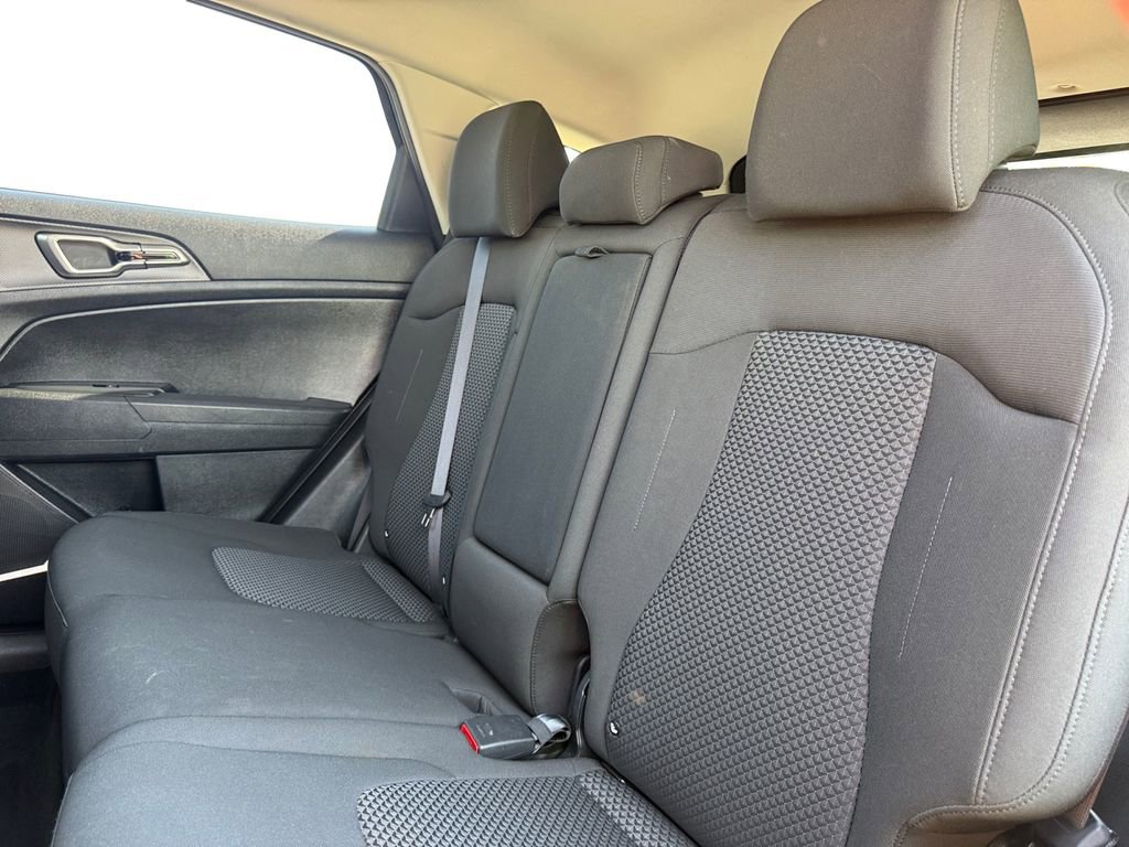 Certified 2025 Kia Sportage LX AWD/4WD image 14