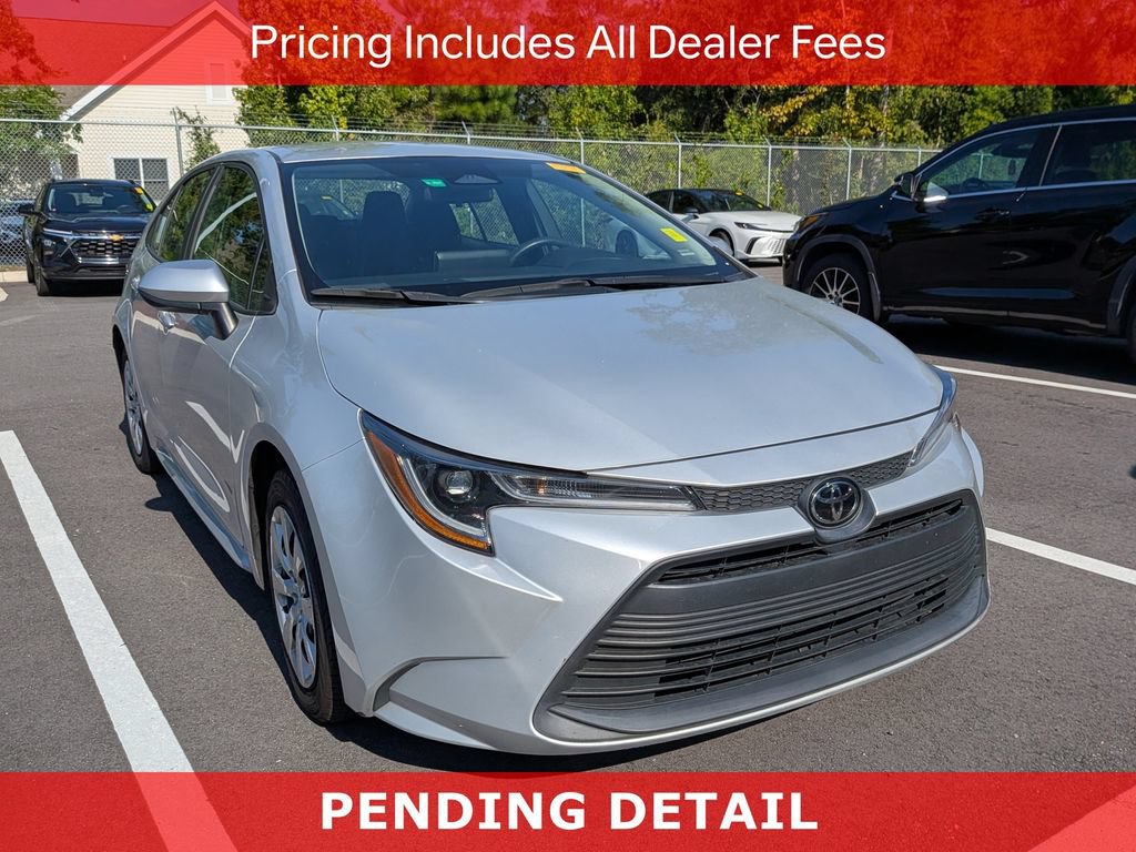Certified 2024 Toyota Corolla LE FWD image 1