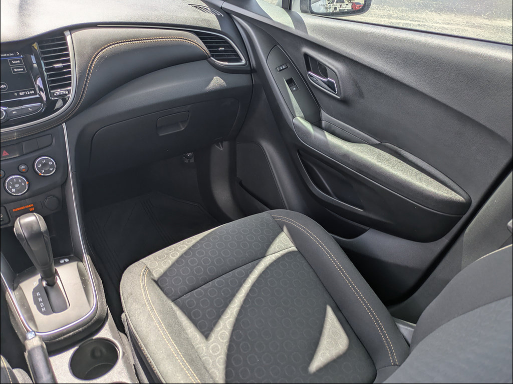 Used 2019 Chevrolet Trax LS w/ Tint and Cruise Package FWD image 16