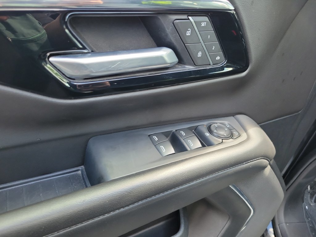 Used 2021 Chevrolet Tahoe LT AWD/4WD image 23