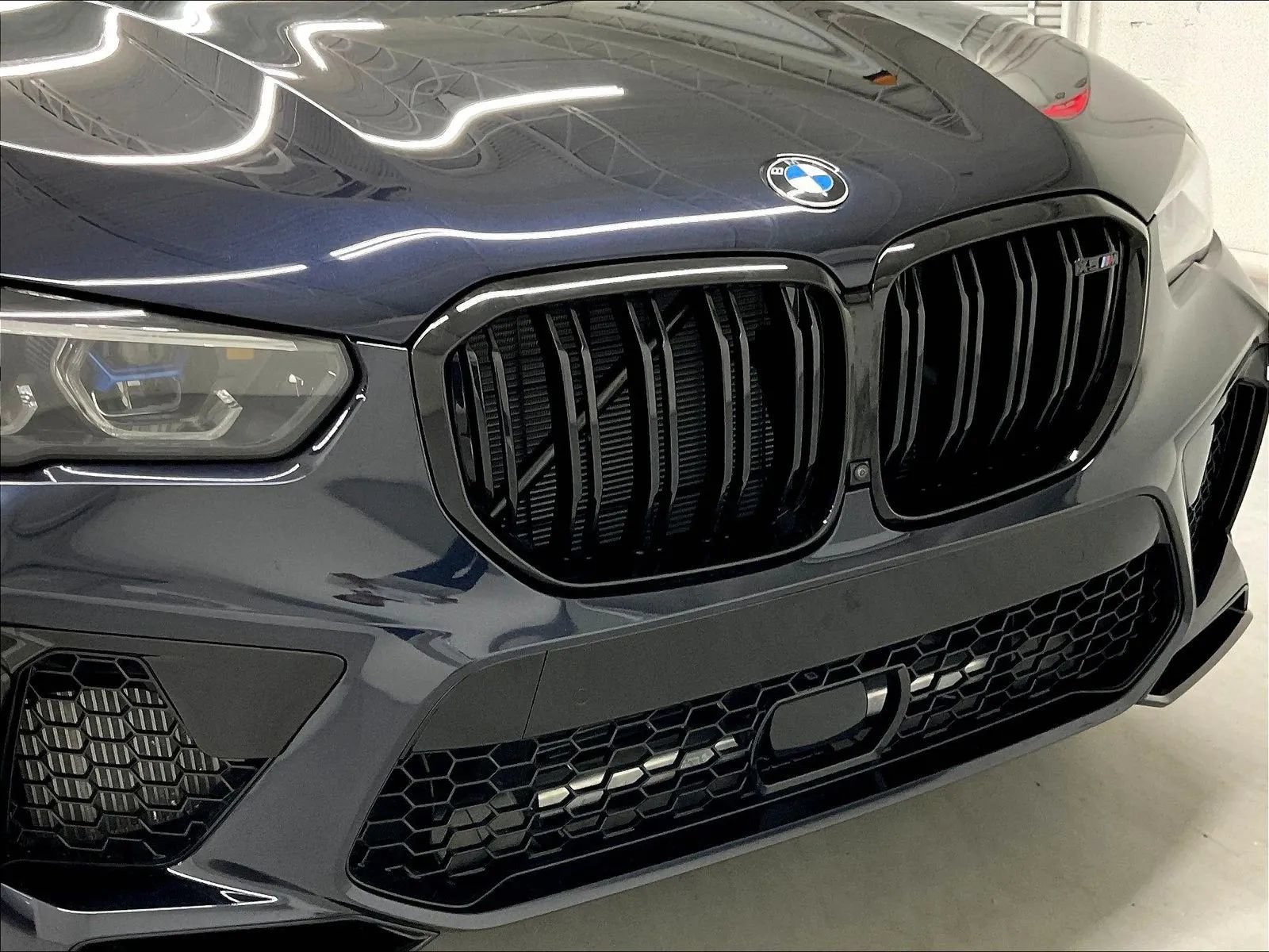 Used 2022 BMW X5 M w/ Competition Package 2 AWD/4WD image 38