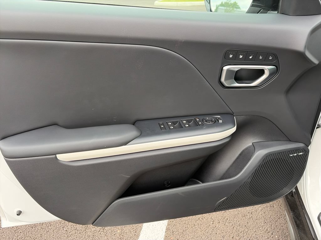 New 2026 Kia K4 GT-Line FWD image 18