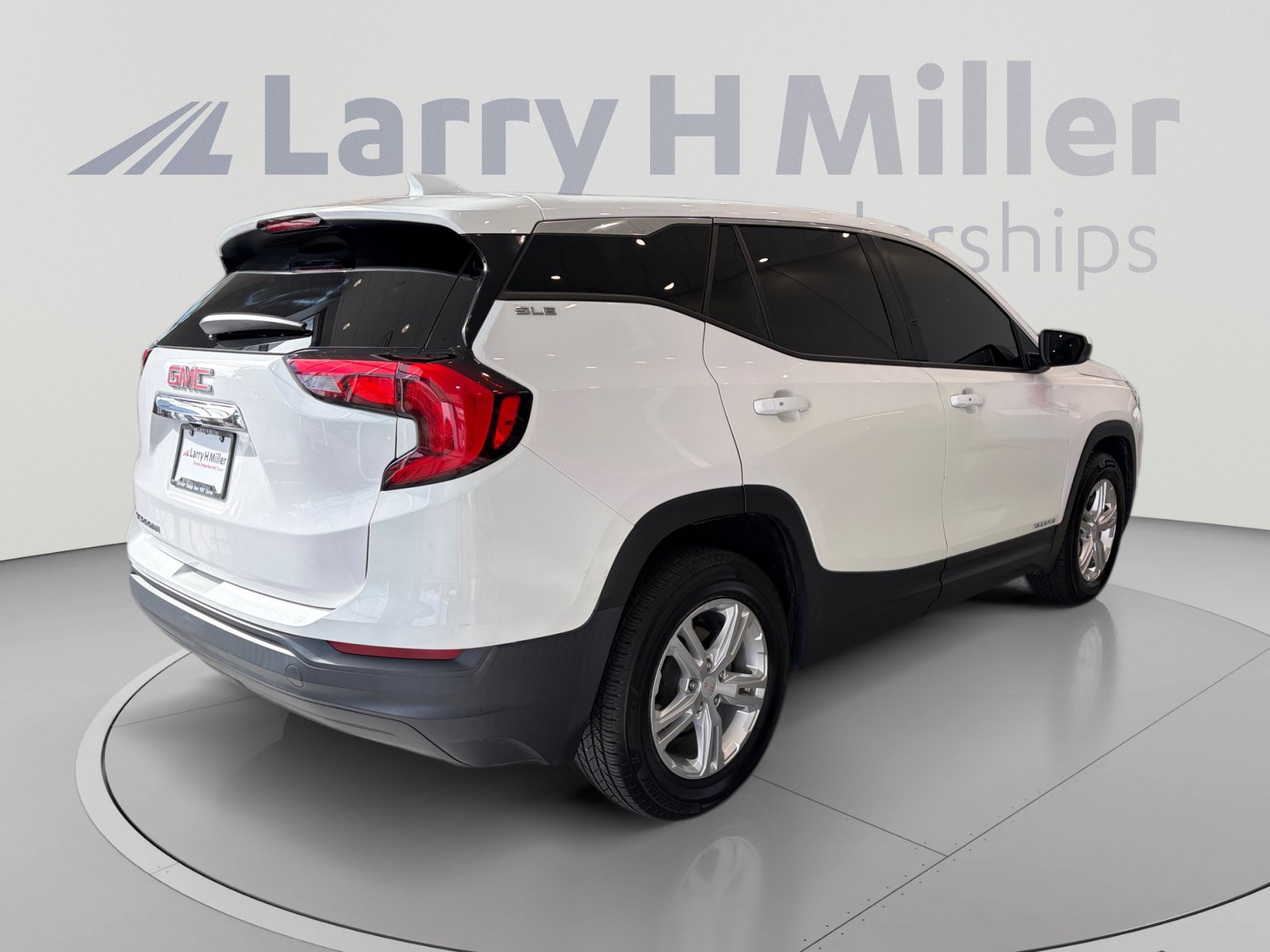 Used 2018 GMC Terrain SLE FWD image 5