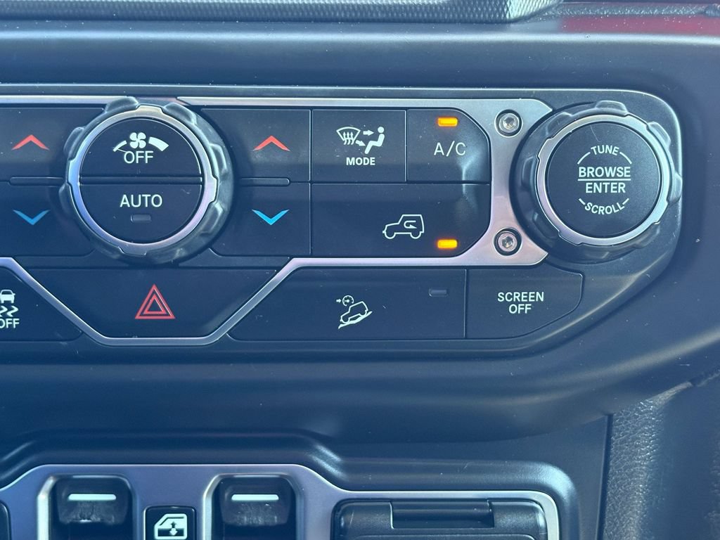 Used 2019 Jeep Wrangler Unlimited Rubicon AWD/4WD image 37