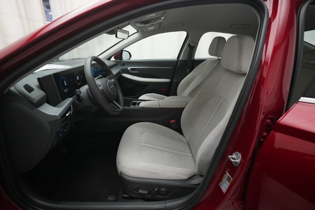 Used 2024 Hyundai Sonata SEL FWD image 7
