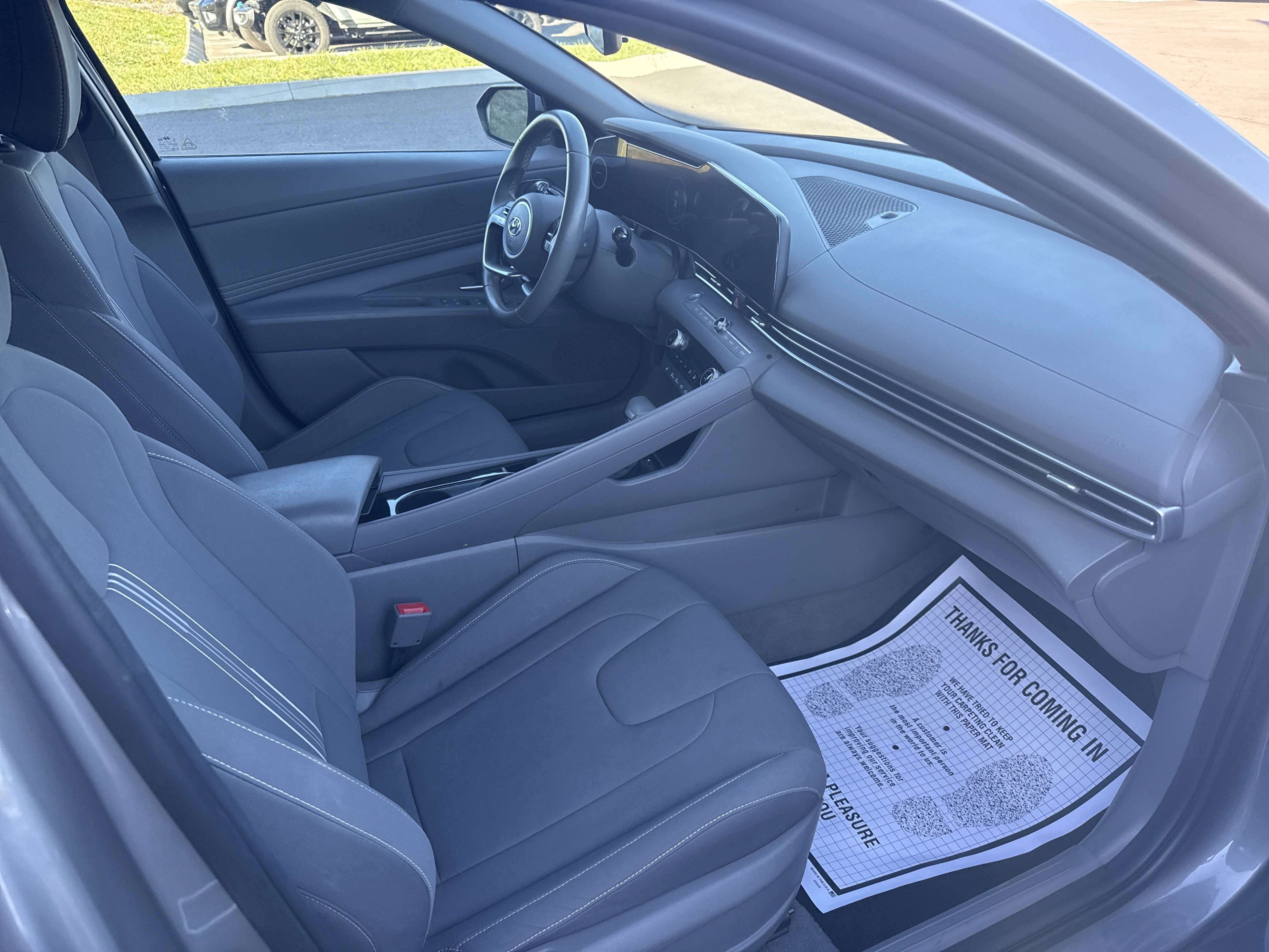 Used 2023 Hyundai Elantra SEL FWD image 11