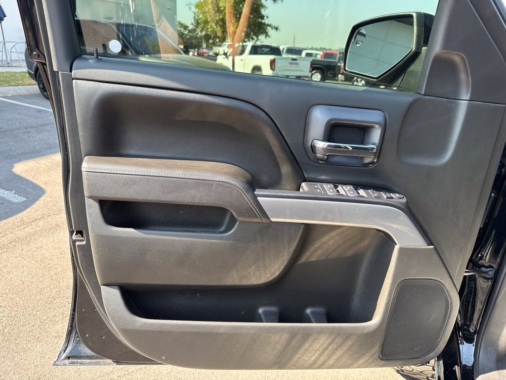 Used 2017 Chevrolet Silverado 1500 LT w/ All Star Edition AWD/4WD image 10