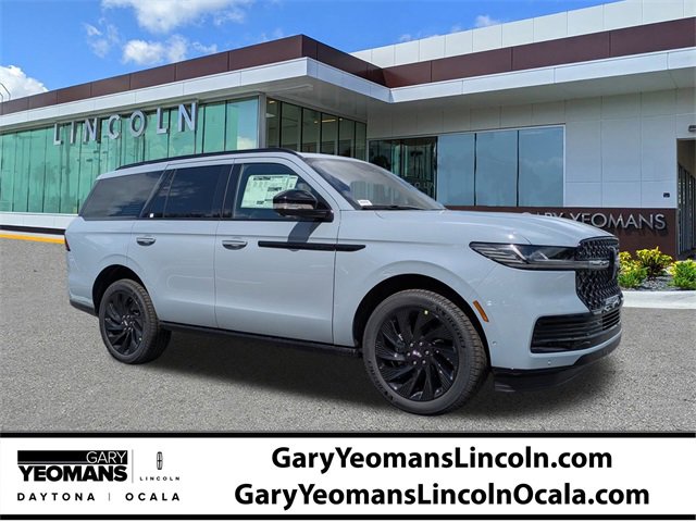 New 2025 Lincoln Navigator Reserve image 1