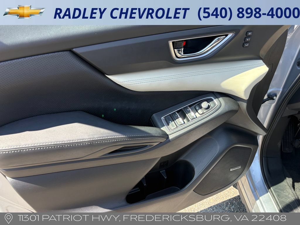 Used 2022 Subaru Ascent Limited w/ Technology Package AWD/4WD image 5