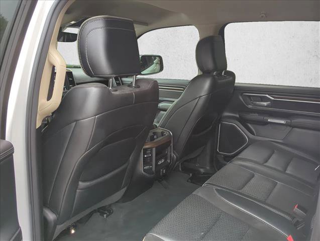 Used 2021 RAM 1500 Laramie AWD/4WD image 18