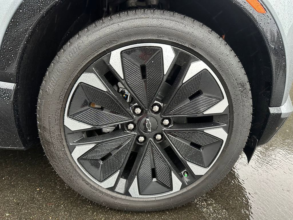 New 2026 Chevrolet Blazer EV RS image 9