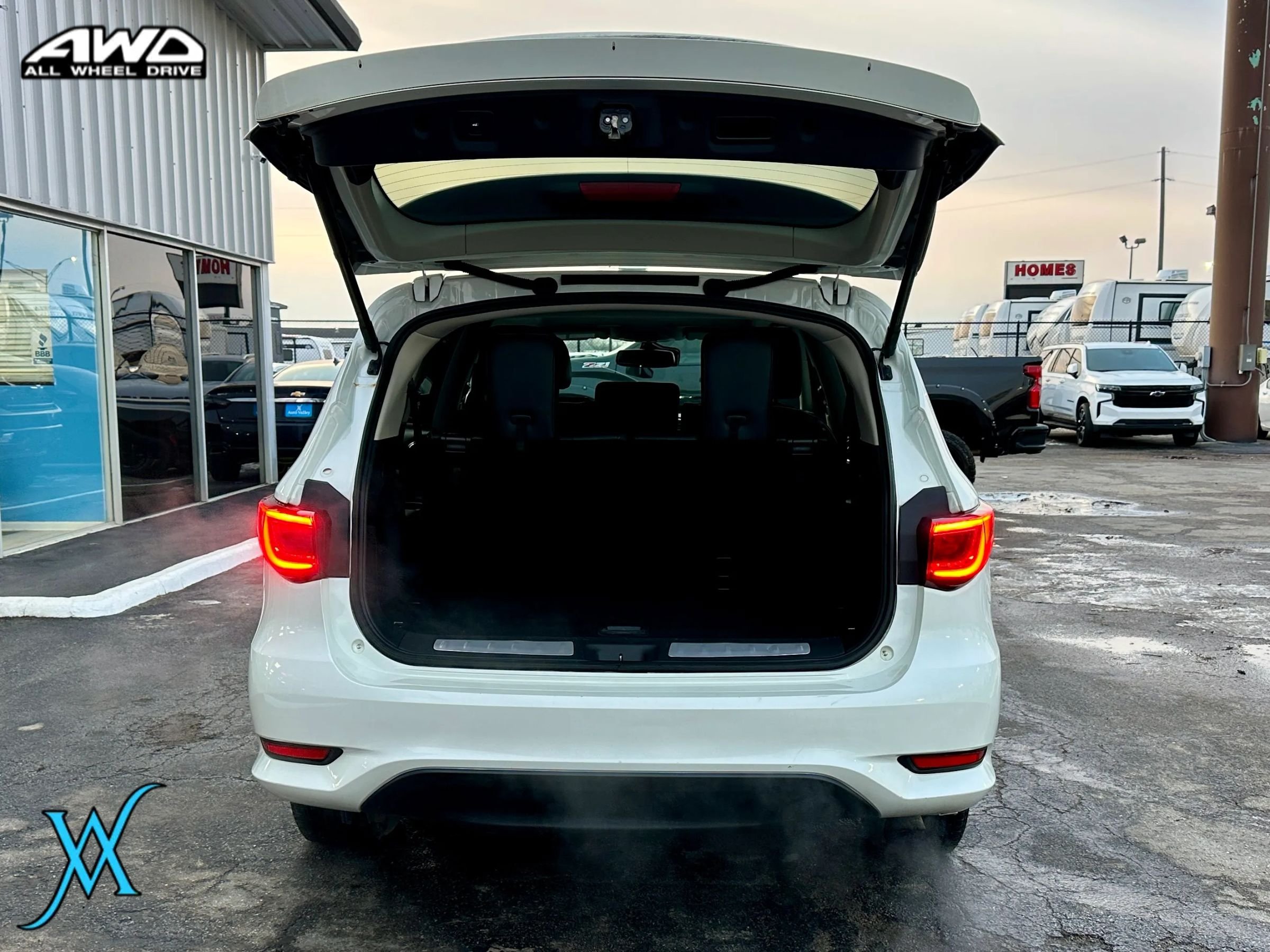 Used 2019 INFINITI QX60 Pure AWD/4WD image 40