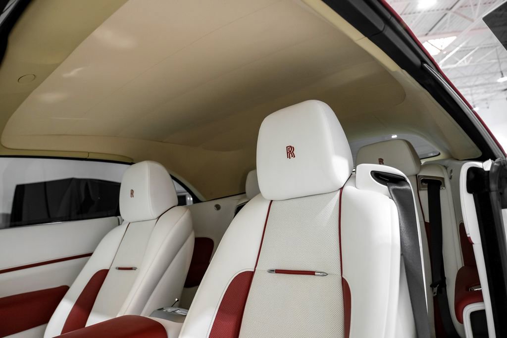 Used 2018 Rolls-Royce Dawn image 35