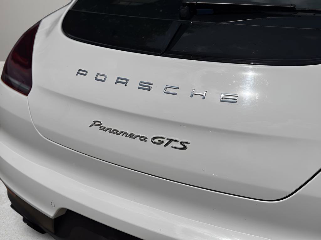 Used 2016 Porsche Panamera GTS AWD/4WD image 27
