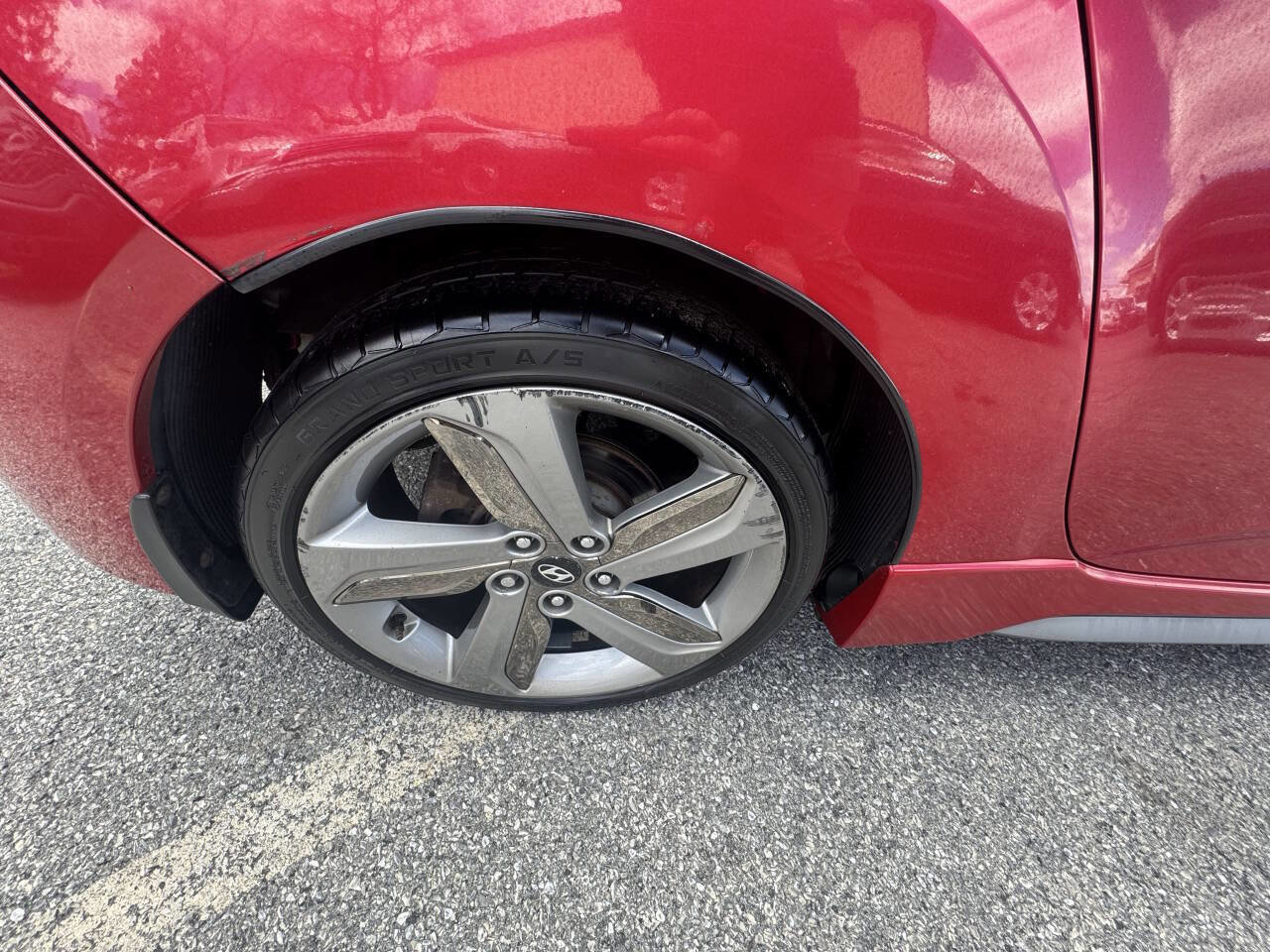 Used 2013 Hyundai Veloster Turbo FWD image 33