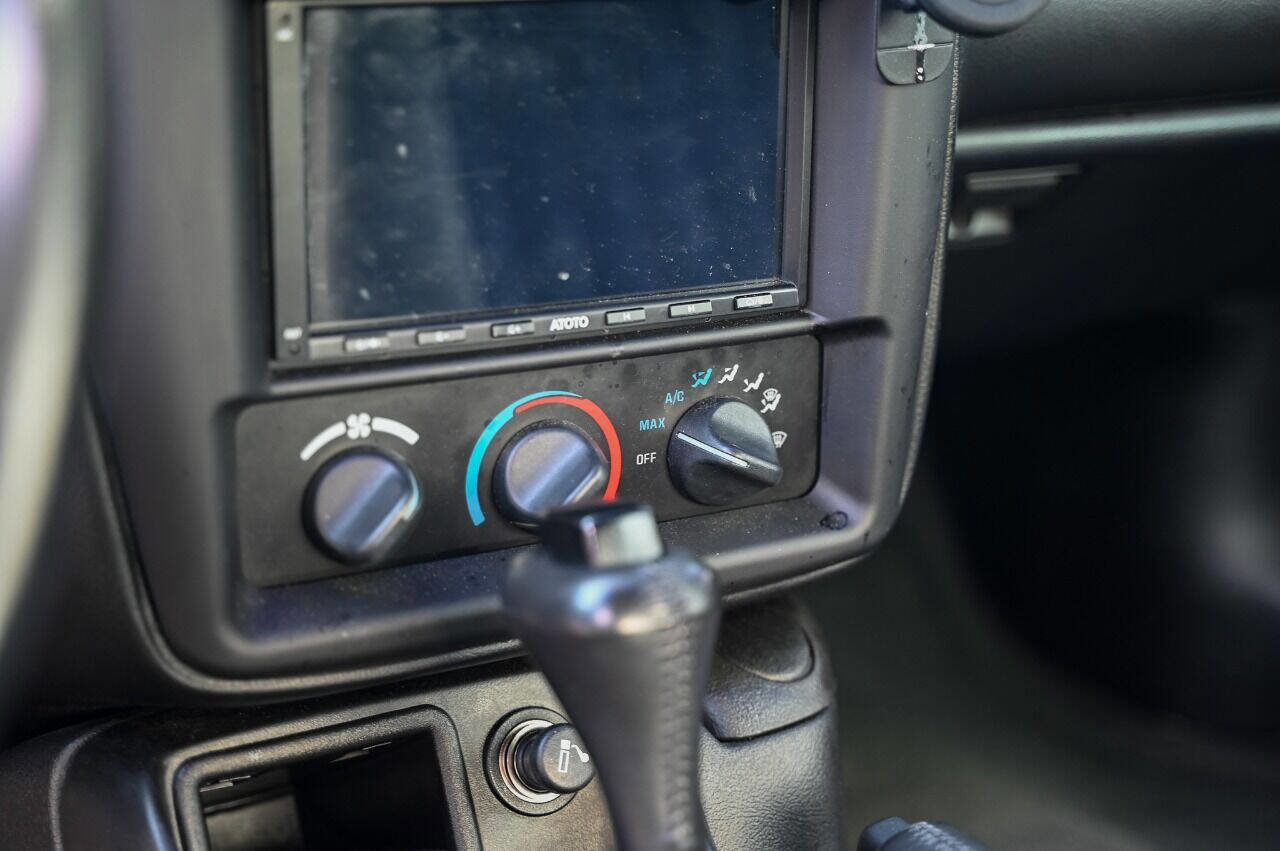 Used 2001 Chevrolet Camaro Z28 w/ Preferred Equipment Group 2 RWD image 58