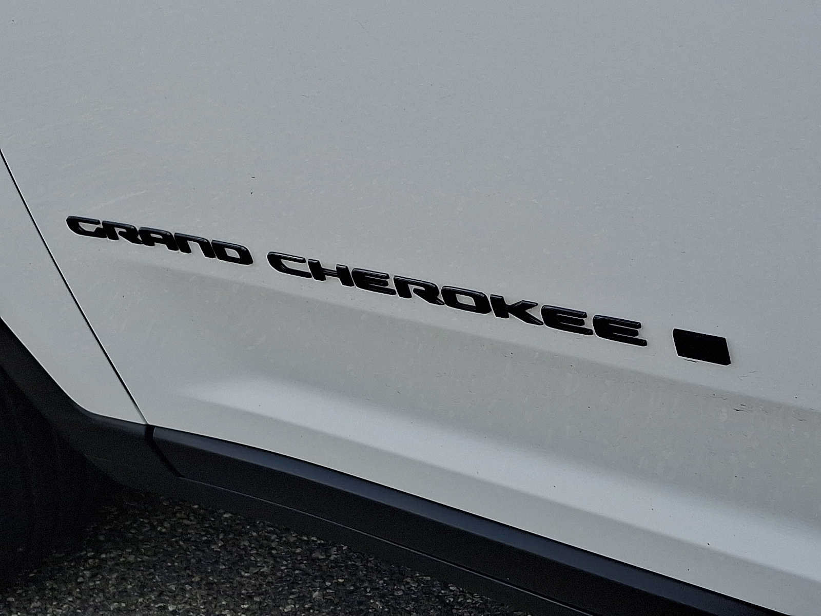 Used 2024 Jeep Grand Cherokee Altitude AWD/4WD image 30