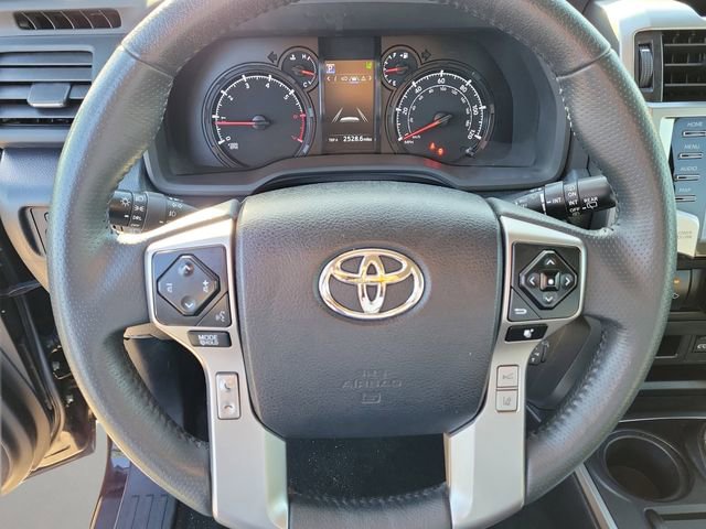 Used 2024 Toyota 4Runner SR5 AWD/4WD image 22