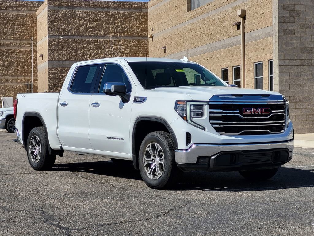 Used 2025 GMC Sierra 1500 SLT AWD/4WD image 2