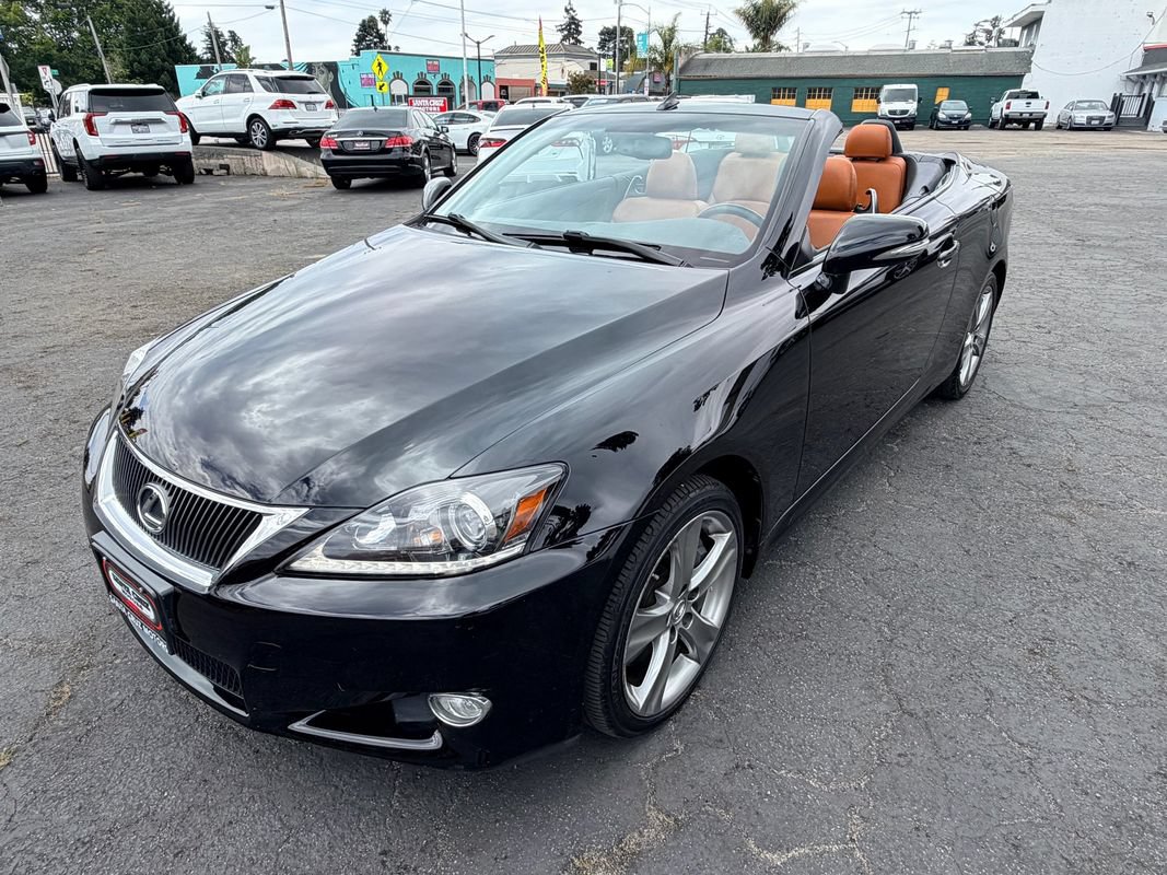 Used 2012 Lexus IS 350C w/ Luxury Pkg RWD image 11