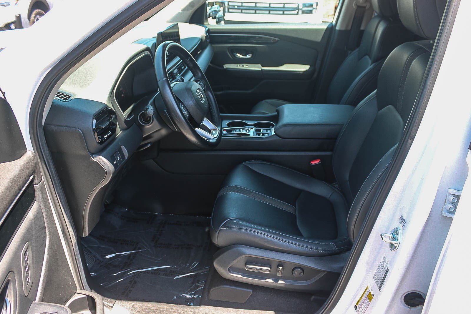 Used 2025 Honda Pilot EX-L image 18