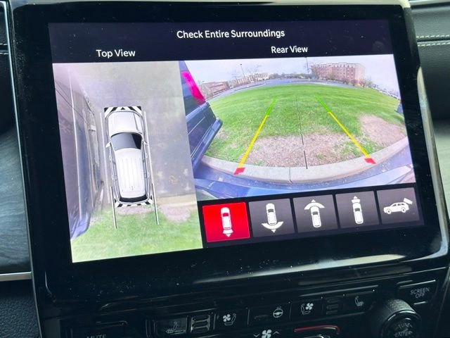 Used 2023 Jeep Grand Cherokee Limited w/ Luxury Tech Group II image 15