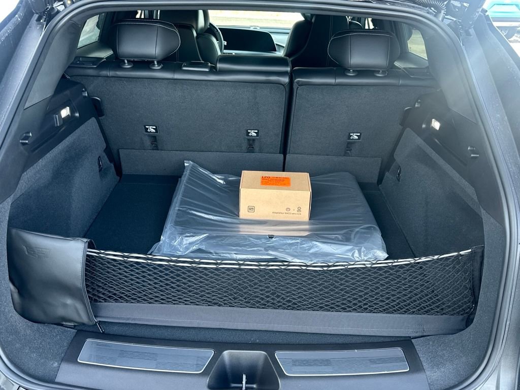 New 2026 Cadillac Lyriq Sport image 4