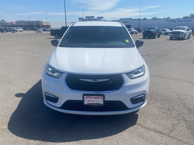New 2026 Chrysler Pacifica Select image 9