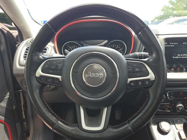 Used 2021 Jeep Compass Trailhawk w/ Sun and Sound Group AWD/4WD image 9
