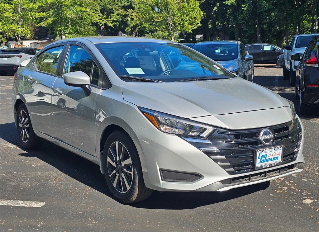 New 2025 Nissan Versa SV w/ Trunk Package image 3