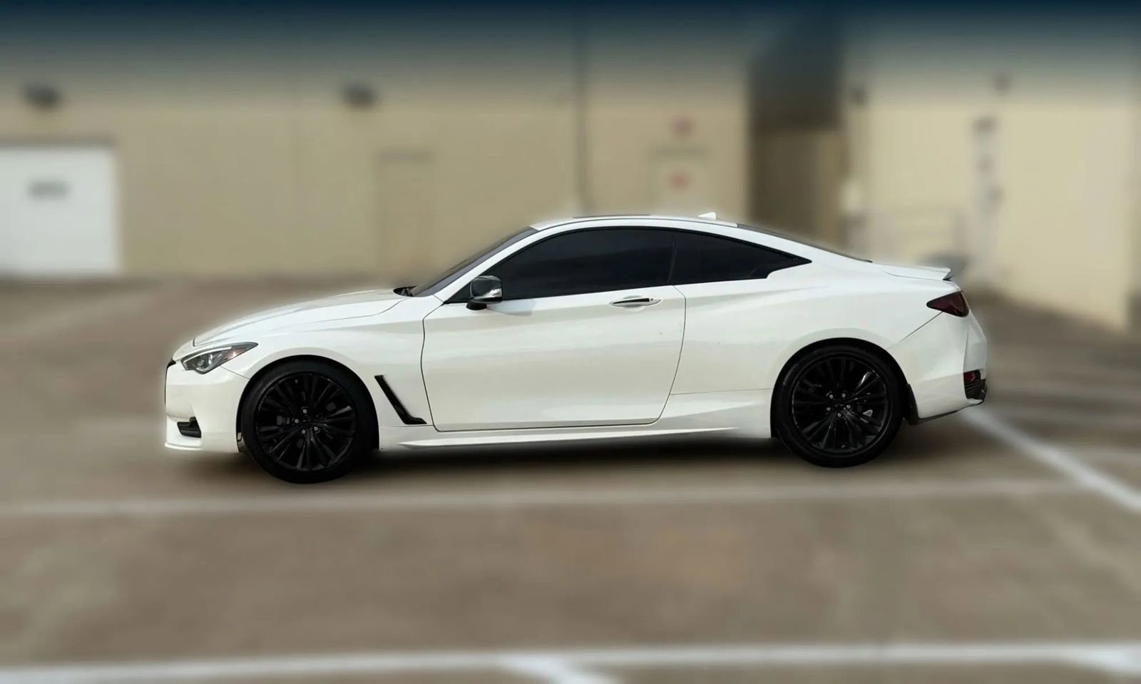 Used 2017 INFINITI Q60 3.0t w/ Premium Plus Package 3.0T image 5